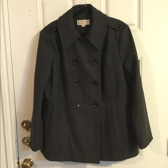 Michael Kors Jackets & Blazers - ❌ Submit $30 off ❌  Michael Kors Womens Coat Sz XL